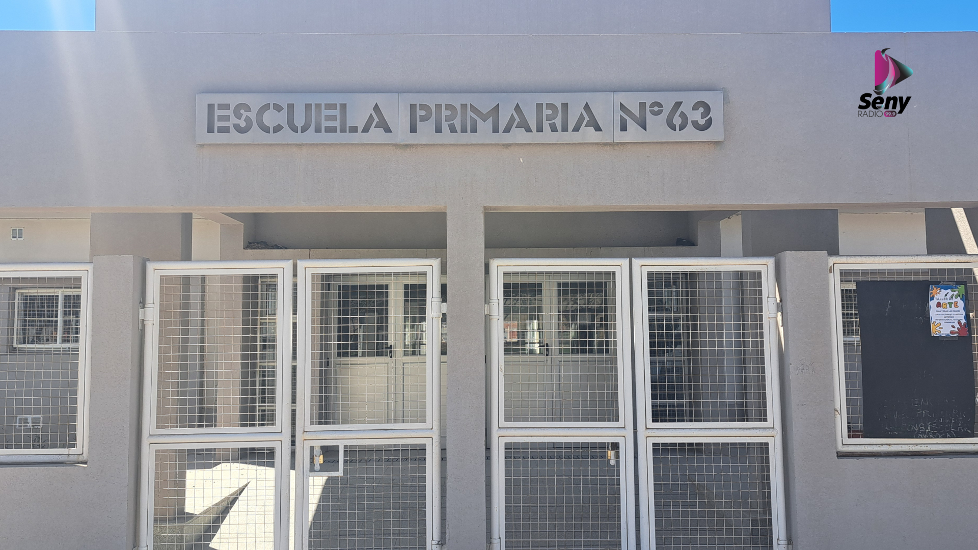 Un niño con graves lesiones y el incumplimiento del personal escolar